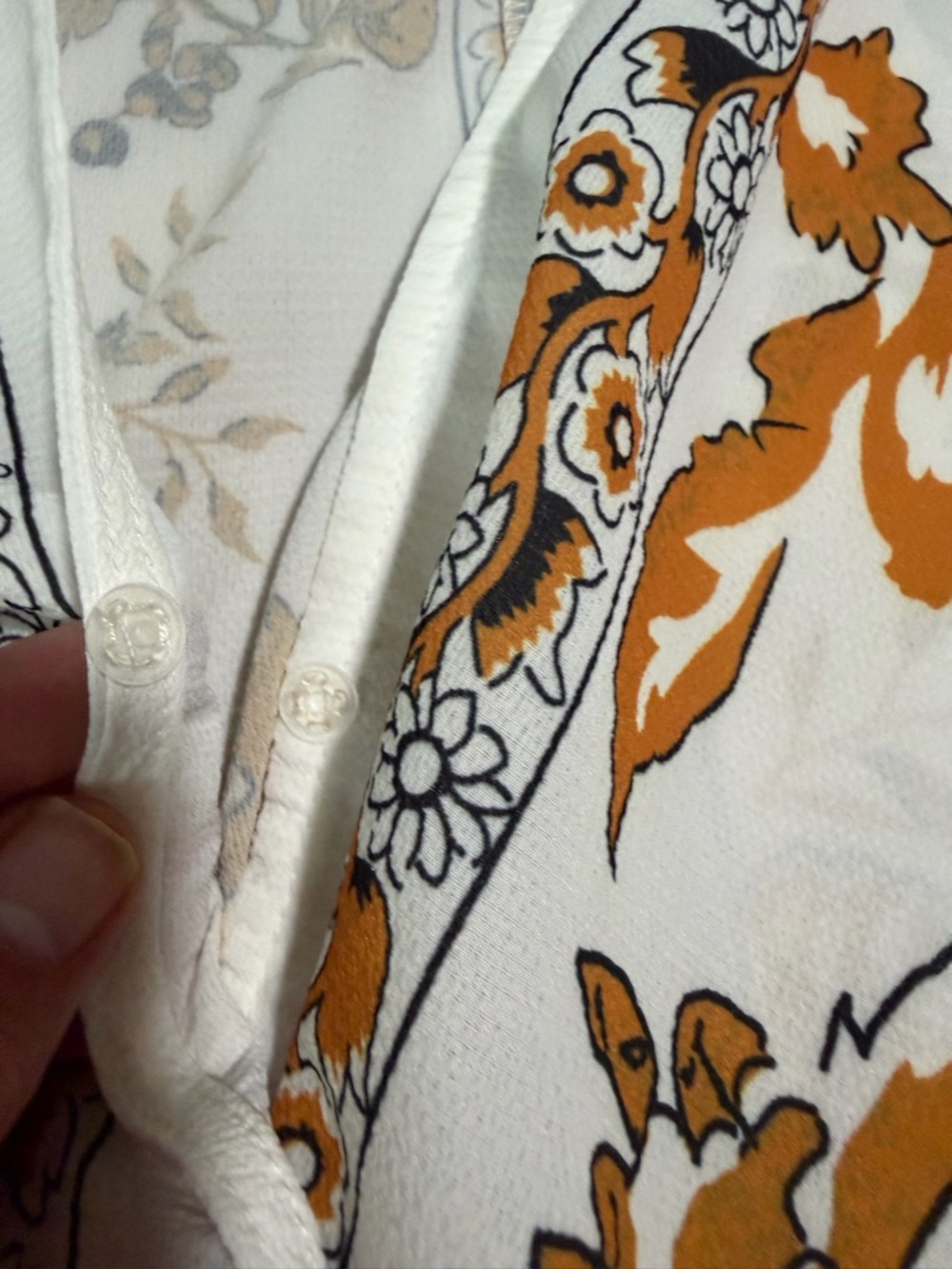 New Amazon White/Brown Floral Print Women's Short Set, Size Large - Picture 12 of 14